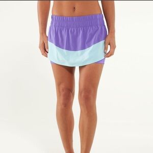 Lululemon Run Breeze By Skirt in Power Purple Aquamarine Sz 4
